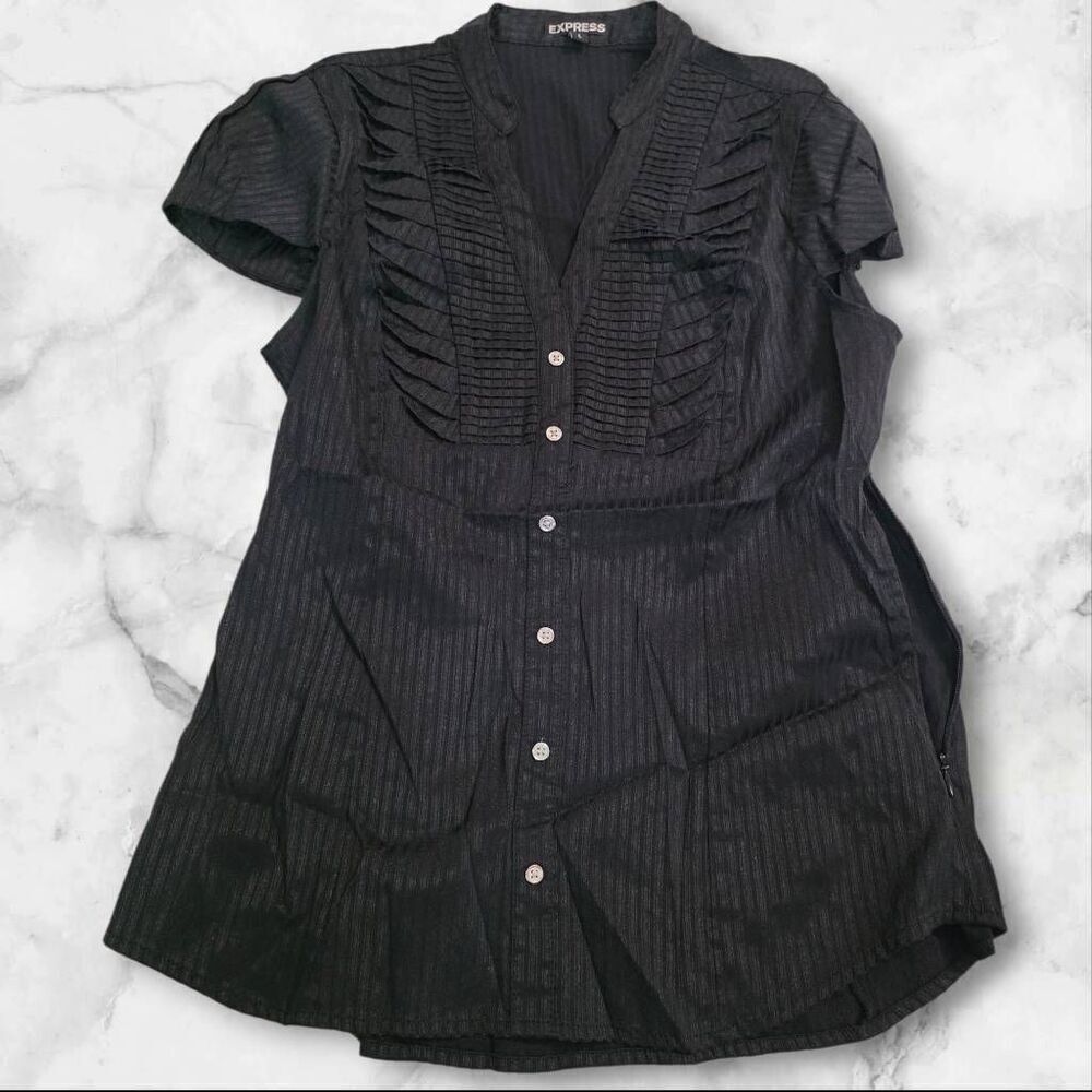 Express Short Sleeve Black Button Down Size Large